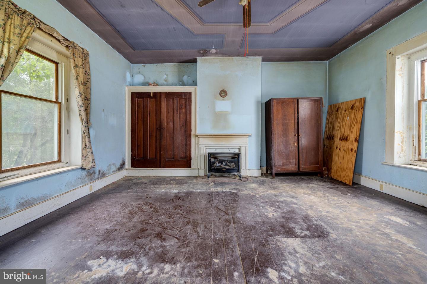 501 S FORK RD, LURAY, Virginia 22835, 3 Bedrooms Bedrooms, ,2 BathroomsBathrooms,Residential,For Sale,501 S FORK RD,VAPA2004970 MLS # VAPA2004970