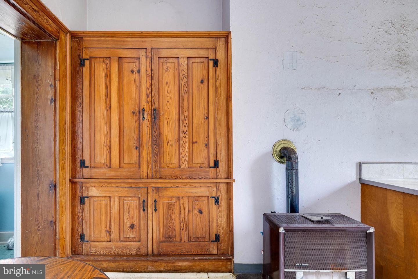 501 S FORK RD, LURAY, Virginia 22835, 3 Bedrooms Bedrooms, ,2 BathroomsBathrooms,Residential,For Sale,501 S FORK RD,VAPA2004970 MLS # VAPA2004970