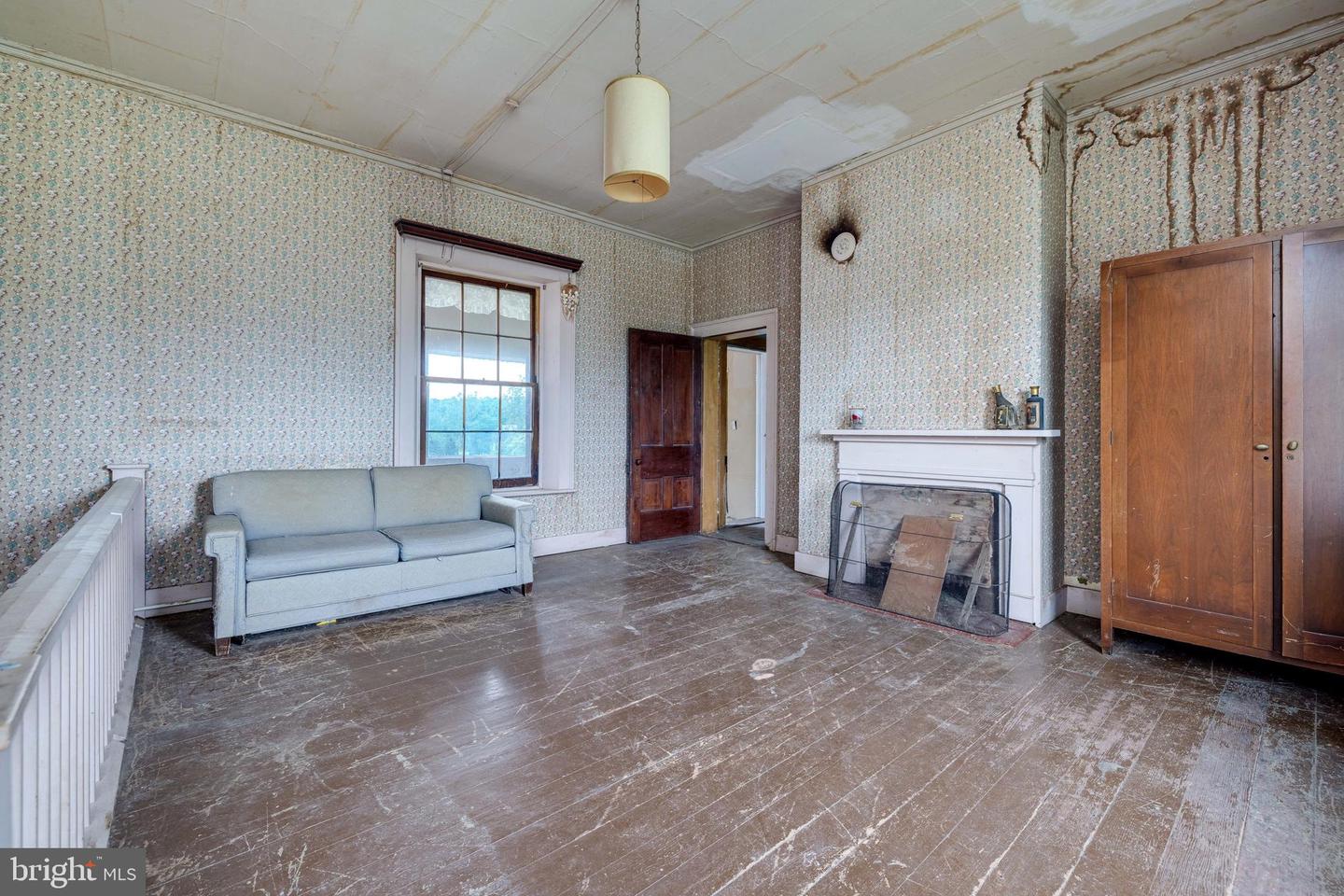 501 S FORK RD, LURAY, Virginia 22835, 3 Bedrooms Bedrooms, ,2 BathroomsBathrooms,Residential,For Sale,501 S FORK RD,VAPA2004970 MLS # VAPA2004970