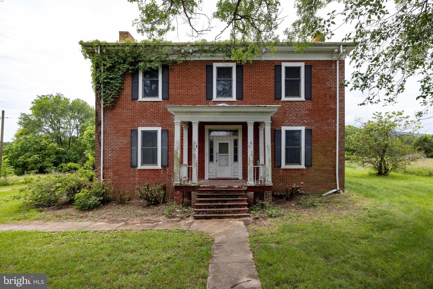 501 S FORK RD, LURAY, Virginia 22835, 3 Bedrooms Bedrooms, ,2 BathroomsBathrooms,Residential,For Sale,501 S FORK RD,VAPA2004970 MLS # VAPA2004970