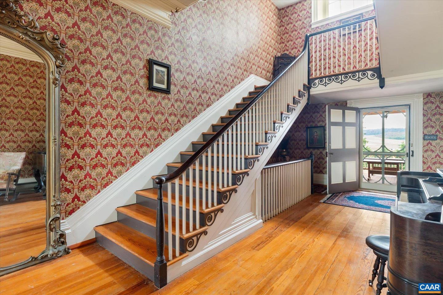 325 FACTORY OUTLET DR, MAX MEADOWS, Virginia 24360, 5 Bedrooms Bedrooms, ,3 BathroomsBathrooms,Residential,For Sale,325 FACTORY OUTLET DR,665339 MLS # 665339