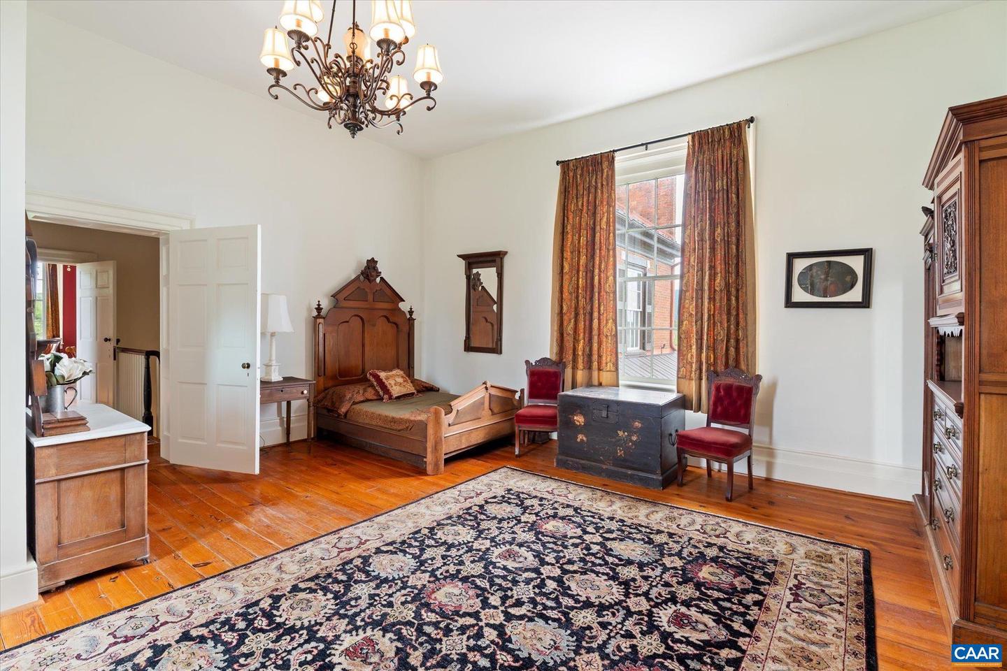 325 FACTORY OUTLET DR, MAX MEADOWS, Virginia 24360, 5 Bedrooms Bedrooms, ,3 BathroomsBathrooms,Residential,For Sale,325 FACTORY OUTLET DR,665339 MLS # 665339