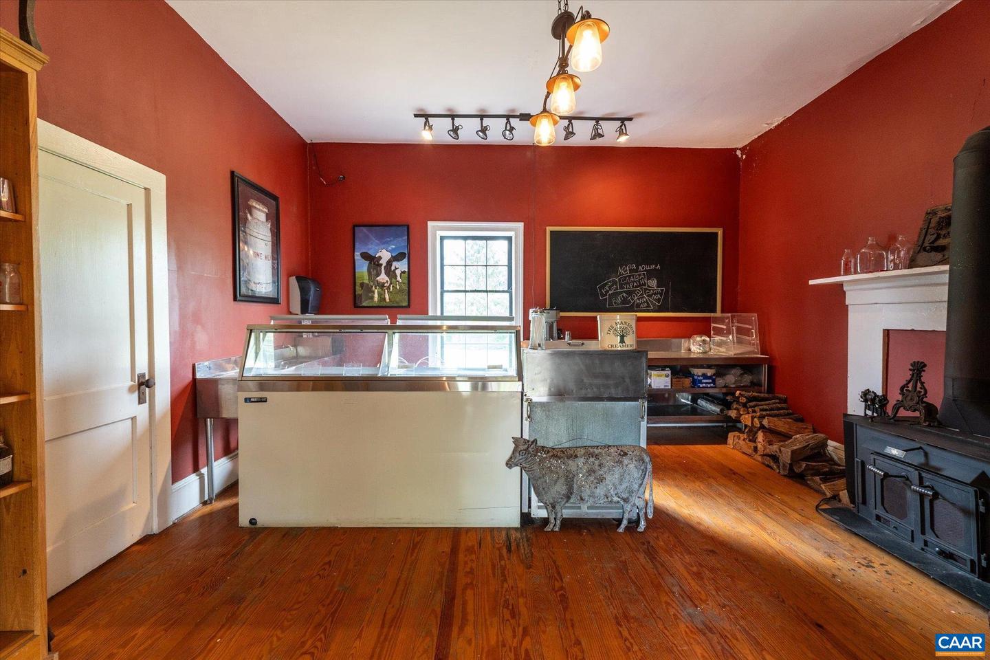 325 FACTORY OUTLET DR, MAX MEADOWS, Virginia 24360, 5 Bedrooms Bedrooms, ,3 BathroomsBathrooms,Residential,For Sale,325 FACTORY OUTLET DR,665339 MLS # 665339