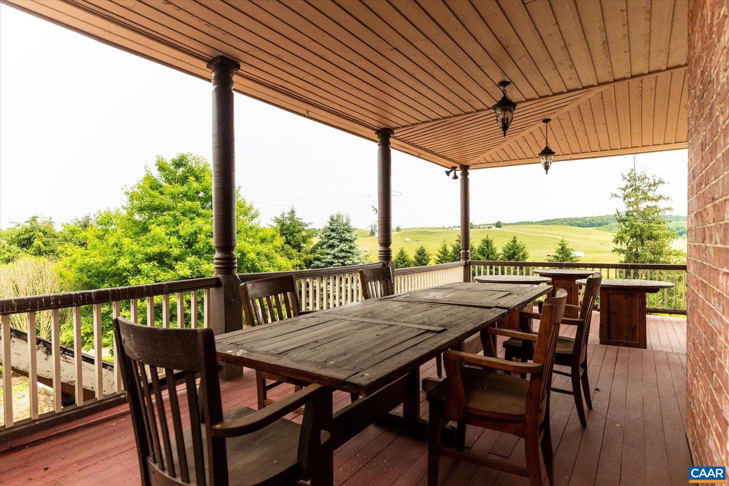 325 FACTORY OUTLET DR, MAX MEADOWS, Virginia 24360, 5 Bedrooms Bedrooms, ,3 BathroomsBathrooms,Residential,For Sale,325 FACTORY OUTLET DR,665339 MLS # 665339