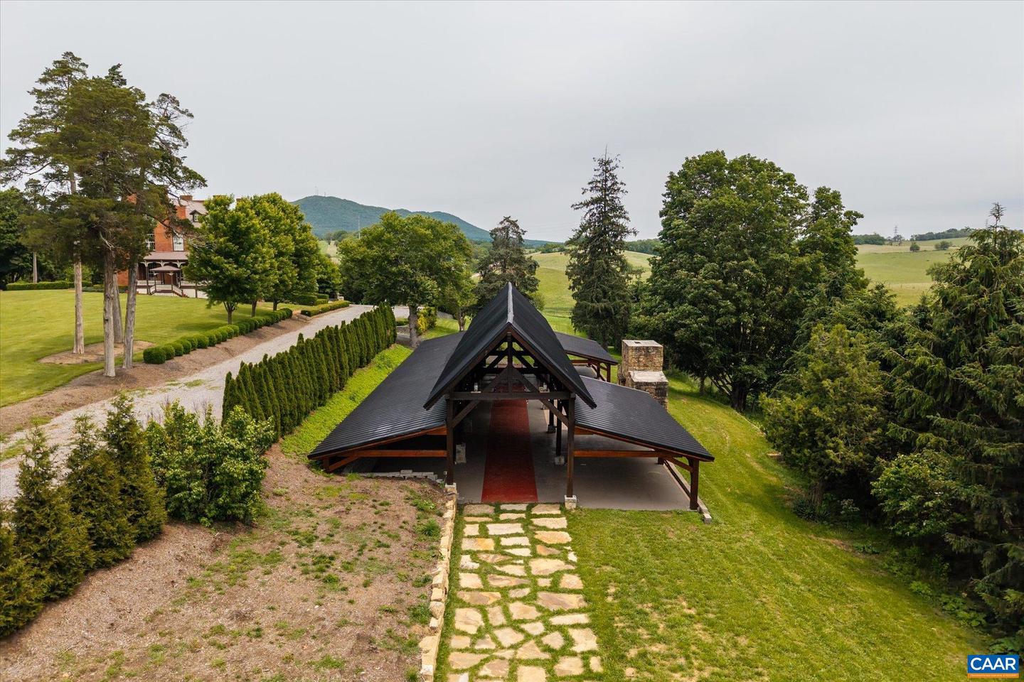 325 FACTORY OUTLET DR, MAX MEADOWS, Virginia 24360, 5 Bedrooms Bedrooms, ,3 BathroomsBathrooms,Residential,For Sale,325 FACTORY OUTLET DR,665339 MLS # 665339