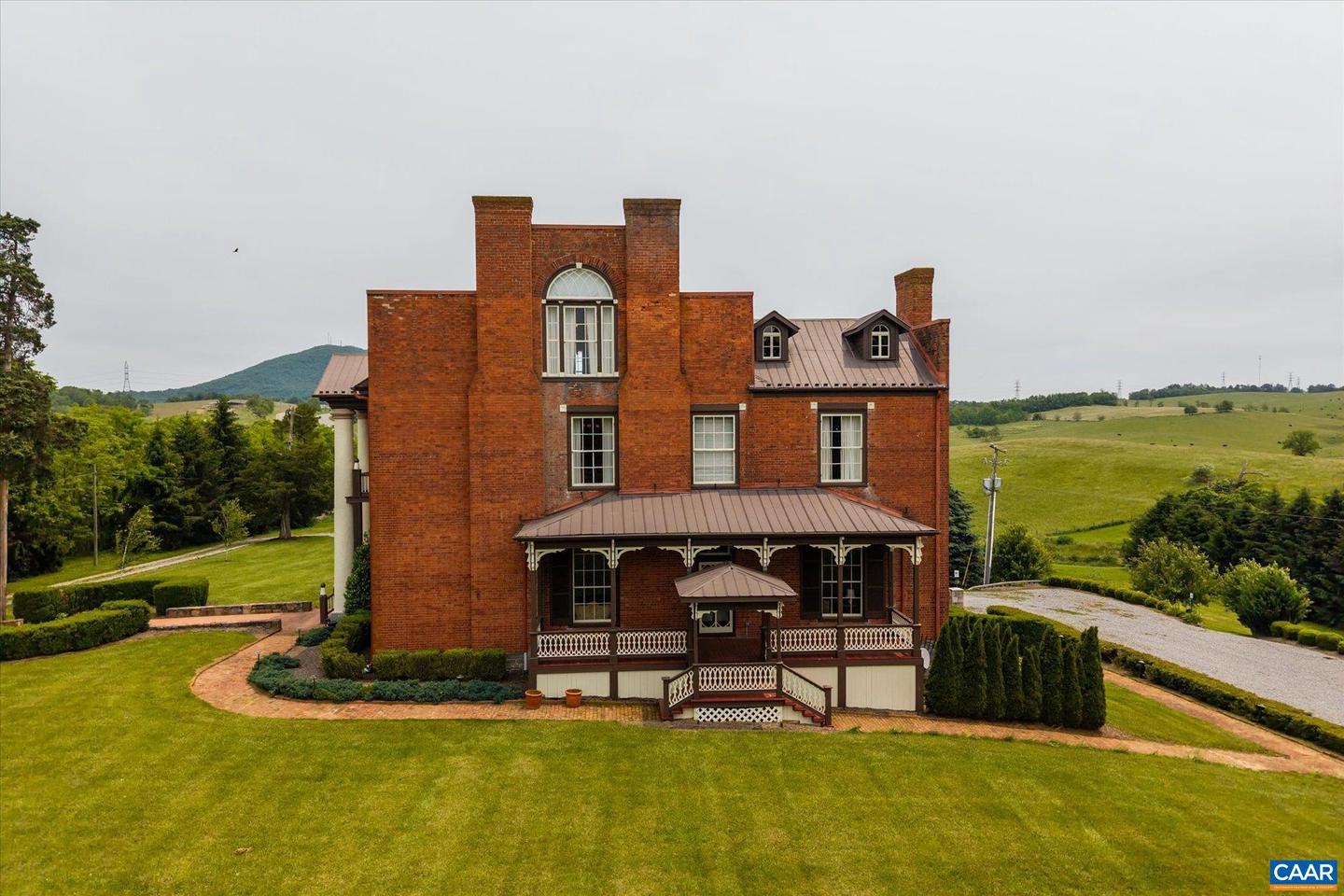 325 FACTORY OUTLET DR, MAX MEADOWS, Virginia 24360, 5 Bedrooms Bedrooms, ,3 BathroomsBathrooms,Residential,For Sale,325 FACTORY OUTLET DR,665339 MLS # 665339