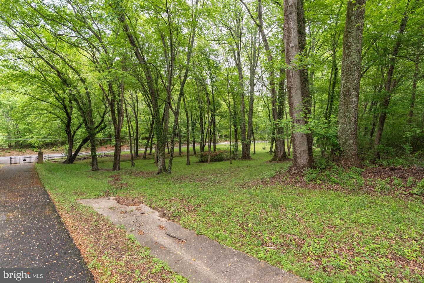 11123 POPES HEAD RD, FAIRFAX, Virginia 22030, ,Land,For Sale,11123 POPES HEAD RD,VAFX2240758 MLS # VAFX2240758 11123 POPES HEAD RD, FAIRFAX, Virginia 22030, ,Land,For Sale,11123 POPES HEAD RD,VAFX2240758 MLS # VAFX2240758