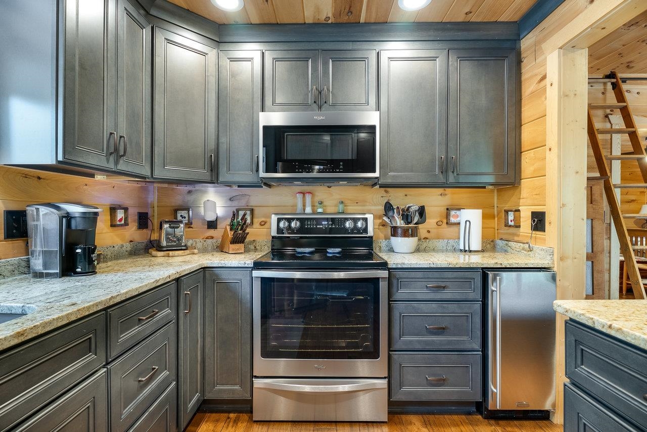 3940 US HWY 340, STANLEY, Virginia 22851, 1 Bedroom Bedrooms, ,2 BathroomsBathrooms,Residential,14,3940 US HWY 340,665496 MLS # 665496 3940 US HWY 340, STANLEY, Virginia 22851, 1 Bedroom Bedrooms, ,2 BathroomsBathrooms,Residential,14,3940 US HWY 340,665496 MLS # 665496