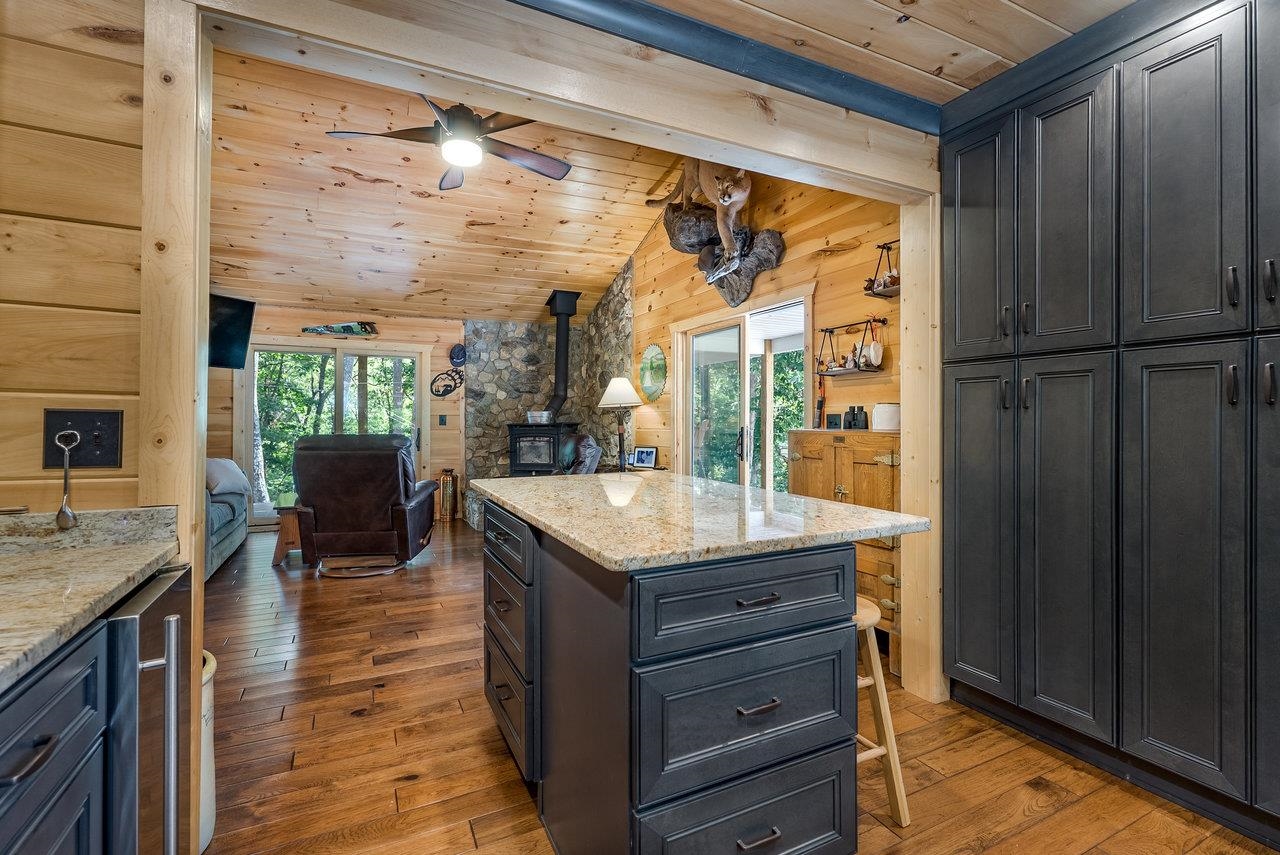 3940 US HWY 340, STANLEY, Virginia 22851, 1 Bedroom Bedrooms, ,2 BathroomsBathrooms,Residential,14,3940 US HWY 340,665496 MLS # 665496 3940 US HWY 340, STANLEY, Virginia 22851, 1 Bedroom Bedrooms, ,2 BathroomsBathrooms,Residential,14,3940 US HWY 340,665496 MLS # 665496