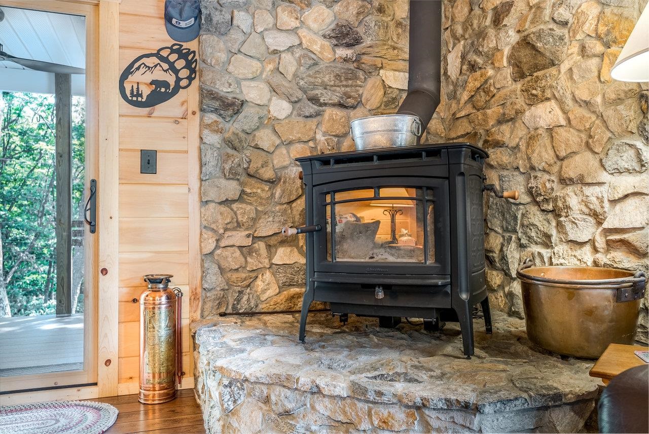 3940 US HWY 340, STANLEY, Virginia 22851, 1 Bedroom Bedrooms, ,2 BathroomsBathrooms,Residential,14,3940 US HWY 340,665496 MLS # 665496 3940 US HWY 340, STANLEY, Virginia 22851, 1 Bedroom Bedrooms, ,2 BathroomsBathrooms,Residential,14,3940 US HWY 340,665496 MLS # 665496