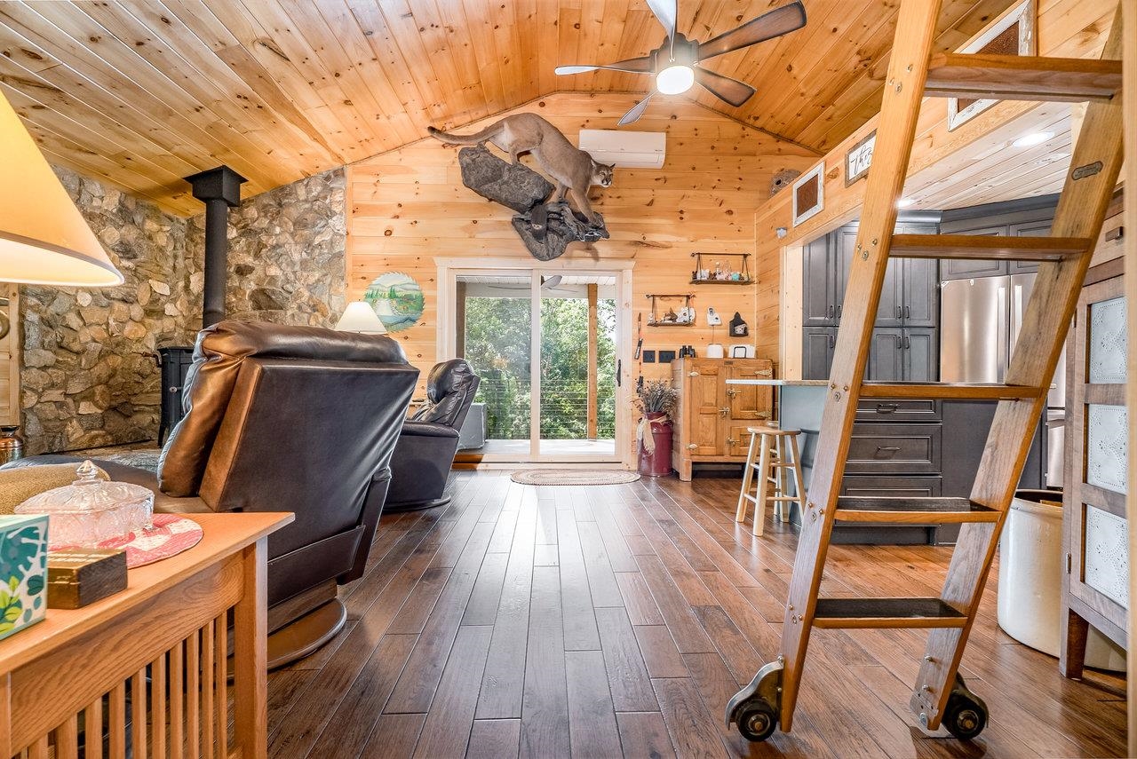 3940 US HWY 340, STANLEY, Virginia 22851, 1 Bedroom Bedrooms, ,2 BathroomsBathrooms,Residential,14,3940 US HWY 340,665496 MLS # 665496 3940 US HWY 340, STANLEY, Virginia 22851, 1 Bedroom Bedrooms, ,2 BathroomsBathrooms,Residential,14,3940 US HWY 340,665496 MLS # 665496