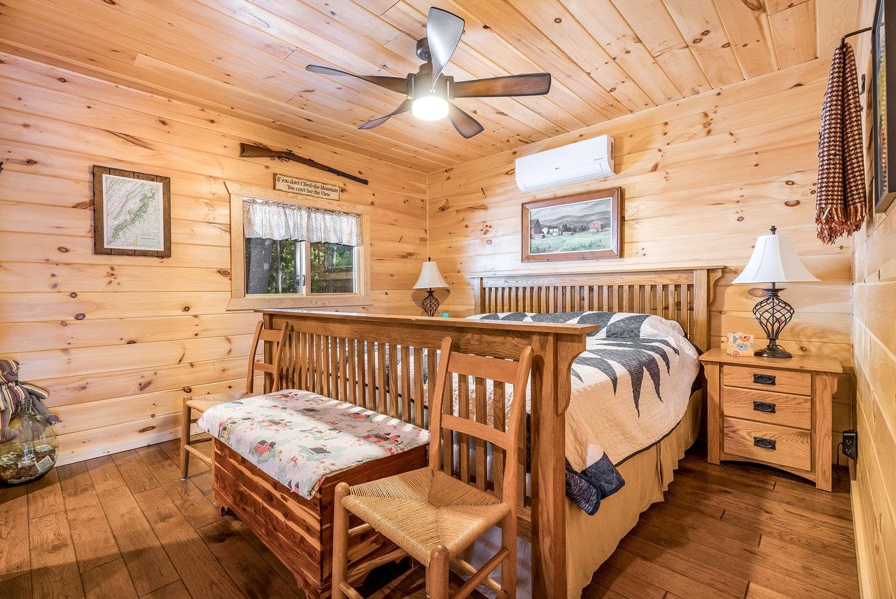 3940 US HWY 340, STANLEY, Virginia 22851, 1 Bedroom Bedrooms, ,2 BathroomsBathrooms,Residential,14,3940 US HWY 340,665496 MLS # 665496 3940 US HWY 340, STANLEY, Virginia 22851, 1 Bedroom Bedrooms, ,2 BathroomsBathrooms,Residential,14,3940 US HWY 340,665496 MLS # 665496