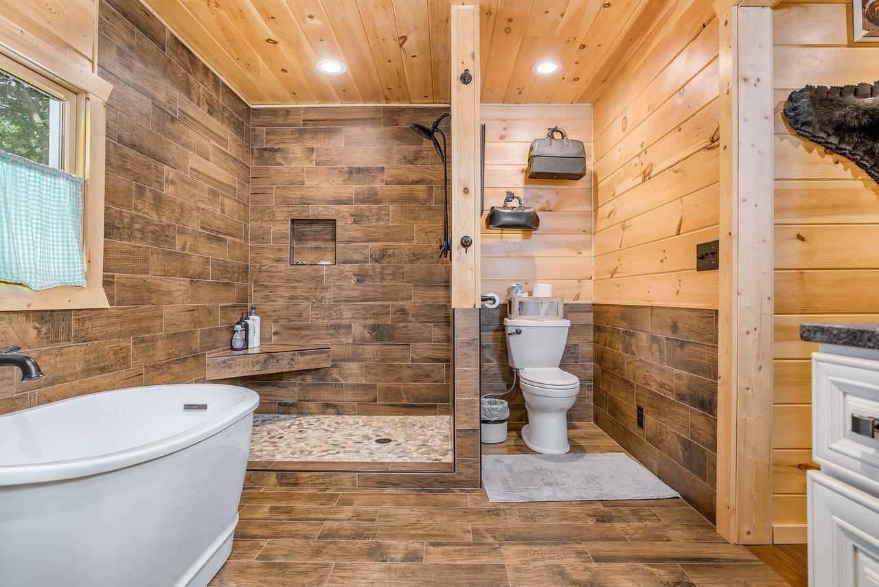 3940 US HWY 340, STANLEY, Virginia 22851, 1 Bedroom Bedrooms, ,2 BathroomsBathrooms,Residential,14,3940 US HWY 340,665496 MLS # 665496 3940 US HWY 340, STANLEY, Virginia 22851, 1 Bedroom Bedrooms, ,2 BathroomsBathrooms,Residential,14,3940 US HWY 340,665496 MLS # 665496