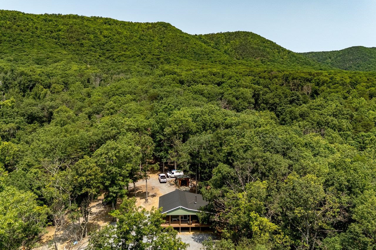 3940 US HWY 340, STANLEY, Virginia 22851, 1 Bedroom Bedrooms, ,2 BathroomsBathrooms,Residential,14,3940 US HWY 340,665496 MLS # 665496 3940 US HWY 340, STANLEY, Virginia 22851, 1 Bedroom Bedrooms, ,2 BathroomsBathrooms,Residential,14,3940 US HWY 340,665496 MLS # 665496