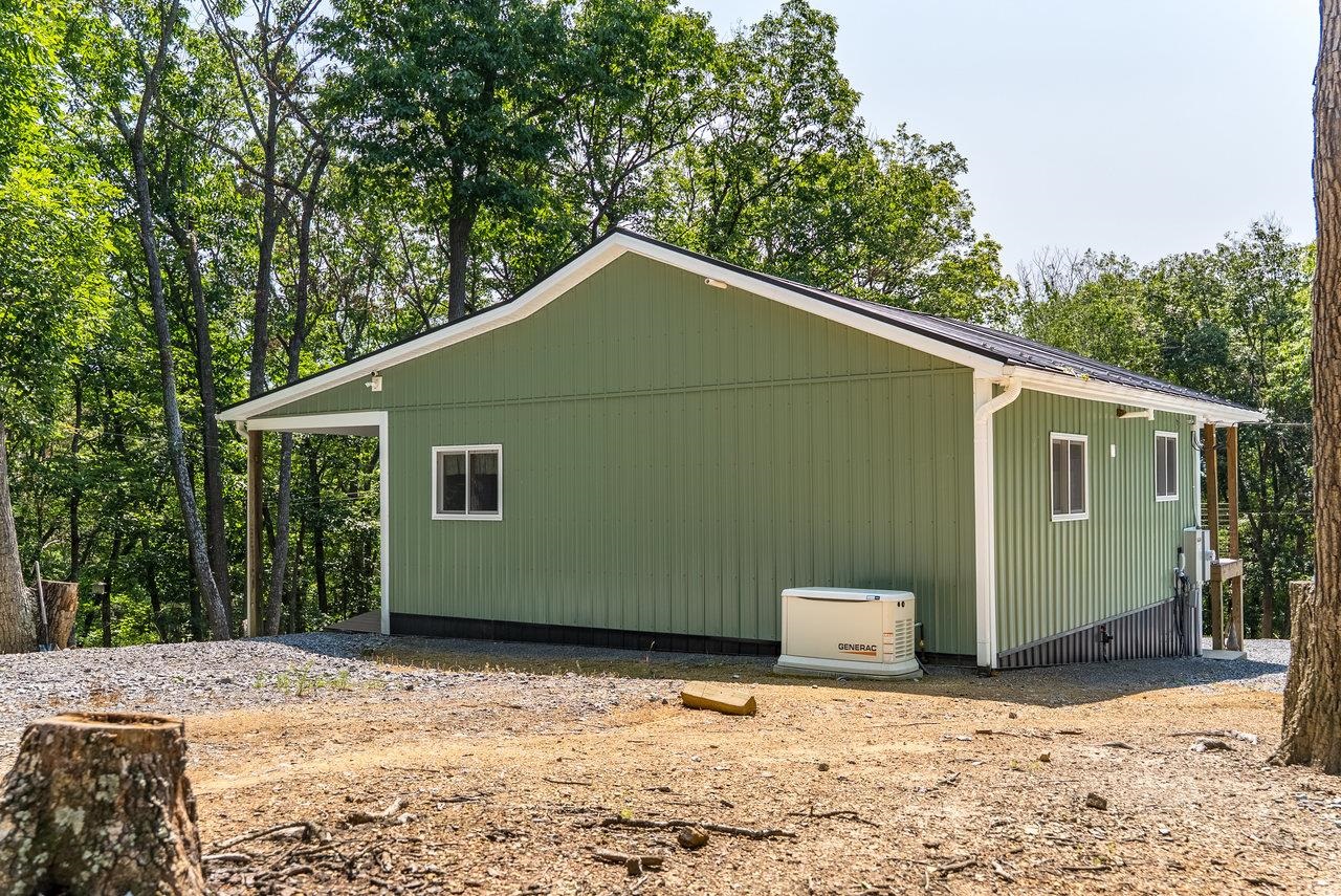 3940 US HWY 340, STANLEY, Virginia 22851, 1 Bedroom Bedrooms, ,2 BathroomsBathrooms,Residential,14,3940 US HWY 340,665496 MLS # 665496 3940 US HWY 340, STANLEY, Virginia 22851, 1 Bedroom Bedrooms, ,2 BathroomsBathrooms,Residential,14,3940 US HWY 340,665496 MLS # 665496