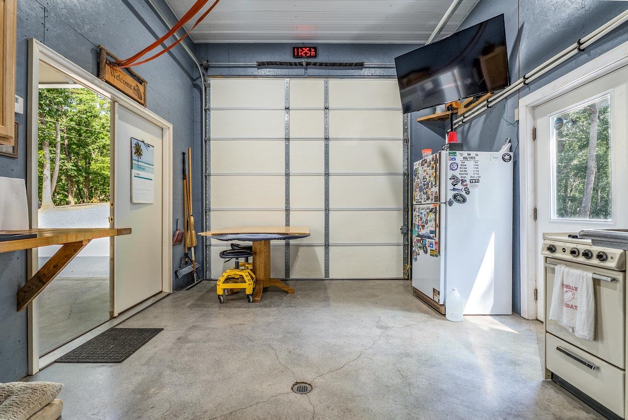 3940 US HWY 340, STANLEY, Virginia 22851, 1 Bedroom Bedrooms, ,2 BathroomsBathrooms,Residential,14,3940 US HWY 340,665496 MLS # 665496 3940 US HWY 340, STANLEY, Virginia 22851, 1 Bedroom Bedrooms, ,2 BathroomsBathrooms,Residential,14,3940 US HWY 340,665496 MLS # 665496