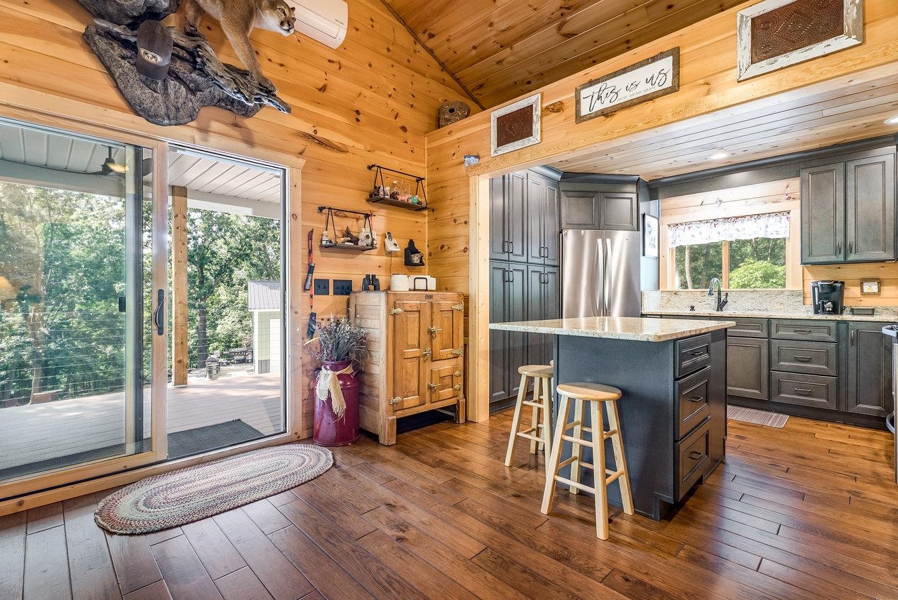 3940 US HWY 340, STANLEY, Virginia 22851, 1 Bedroom Bedrooms, ,2 BathroomsBathrooms,Residential,14,3940 US HWY 340,665496 MLS # 665496 3940 US HWY 340, STANLEY, Virginia 22851, 1 Bedroom Bedrooms, ,2 BathroomsBathrooms,Residential,14,3940 US HWY 340,665496 MLS # 665496