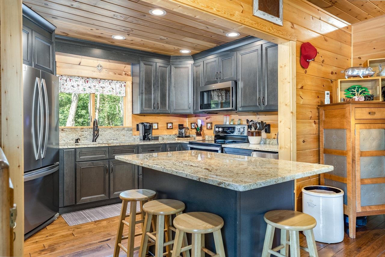 3940 US HWY 340, STANLEY, Virginia 22851, 1 Bedroom Bedrooms, ,2 BathroomsBathrooms,Residential,14,3940 US HWY 340,665496 MLS # 665496 3940 US HWY 340, STANLEY, Virginia 22851, 1 Bedroom Bedrooms, ,2 BathroomsBathrooms,Residential,14,3940 US HWY 340,665496 MLS # 665496