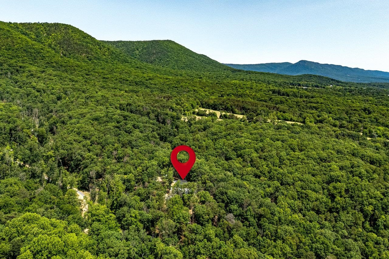 3940 US HWY 340, STANLEY, Virginia 22851, 1 Bedroom Bedrooms, ,2 BathroomsBathrooms,Residential,14,3940 US HWY 340,665496 MLS # 665496 3940 US HWY 340, STANLEY, Virginia 22851, 1 Bedroom Bedrooms, ,2 BathroomsBathrooms,Residential,14,3940 US HWY 340,665496 MLS # 665496