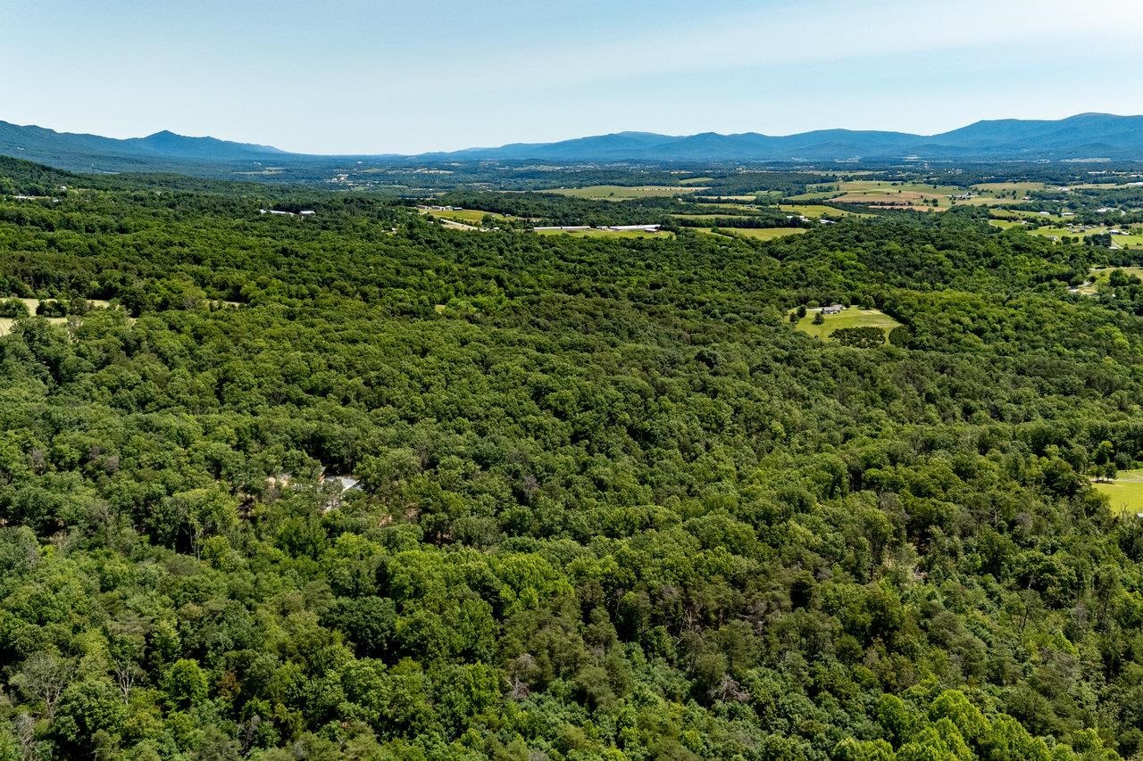 3940 US HWY 340, STANLEY, Virginia 22851, 1 Bedroom Bedrooms, ,2 BathroomsBathrooms,Residential,14,3940 US HWY 340,665496 MLS # 665496 3940 US HWY 340, STANLEY, Virginia 22851, 1 Bedroom Bedrooms, ,2 BathroomsBathrooms,Residential,14,3940 US HWY 340,665496 MLS # 665496