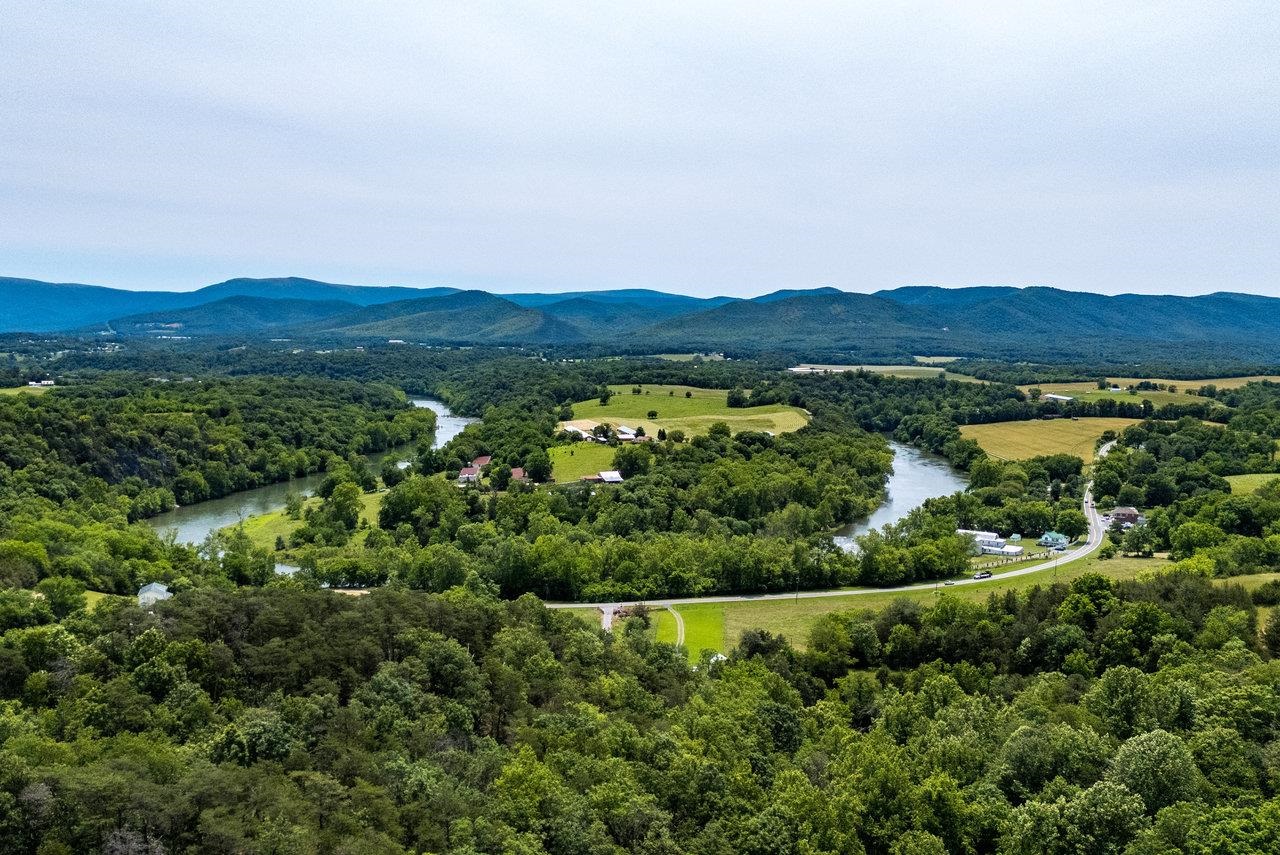 3940 US HWY 340, STANLEY, Virginia 22851, 1 Bedroom Bedrooms, ,2 BathroomsBathrooms,Residential,14,3940 US HWY 340,665496 MLS # 665496 3940 US HWY 340, STANLEY, Virginia 22851, 1 Bedroom Bedrooms, ,2 BathroomsBathrooms,Residential,14,3940 US HWY 340,665496 MLS # 665496