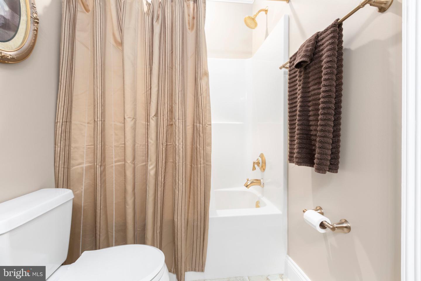 18134 GREEN BLVD, KING GEORGE, Virginia 22485, 4 Bedrooms Bedrooms, ,4 BathroomsBathrooms,Residential,For Sale,18134 GREEN BLVD,VAKG2006432 MLS # VAKG2006432