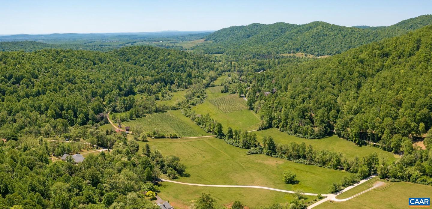 1362 FORTUNES COVE LN, LOVINGSTON, Virginia 22949, 4 Bedrooms Bedrooms, ,2 BathroomsBathrooms,Residential,For Sale,1362 FORTUNES COVE LN,665516 MLS # 665516 1362 FORTUNES COVE LN, LOVINGSTON, Virginia 22949, 4 Bedrooms Bedrooms, ,2 BathroomsBathrooms,Residential,For Sale,1362 FORTUNES COVE LN,665516 MLS # 665516