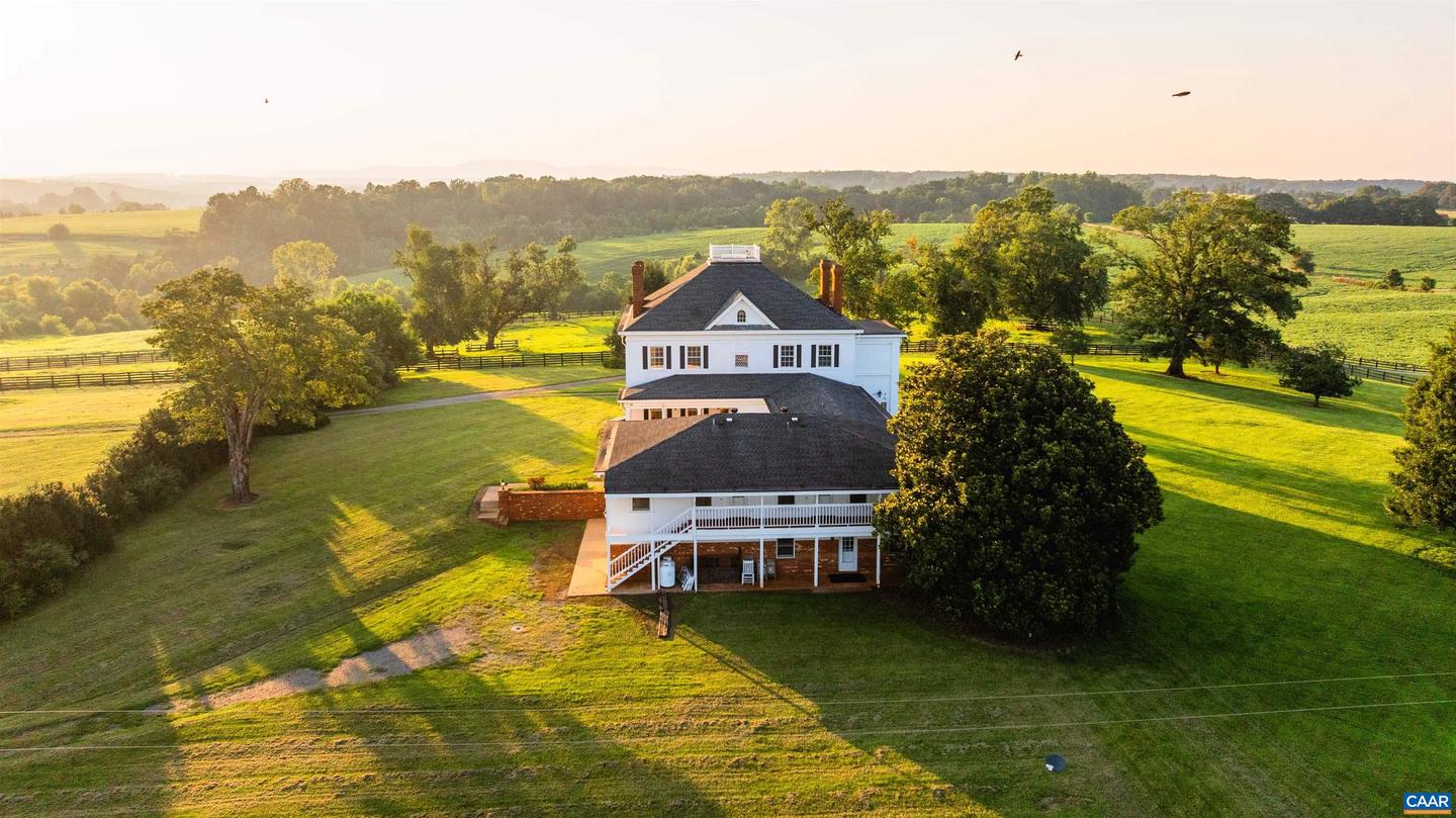 9313 GREENFIELD FARM, SCOTTSVILLE, Virginia 24590, 4 Bedrooms Bedrooms, ,4 BathroomsBathrooms,Residential,For Sale,9313 GREENFIELD FARM,665653 MLS # 665653 9313 GREENFIELD FARM, SCOTTSVILLE, Virginia 24590, 4 Bedrooms Bedrooms, ,4 BathroomsBathrooms,Residential,For Sale,9313 GREENFIELD FARM,665653 MLS # 665653