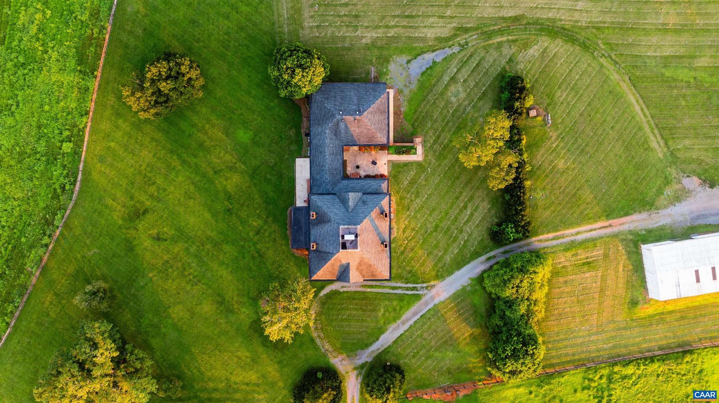 9313 GREENFIELD FARM, SCOTTSVILLE, Virginia 24590, 4 Bedrooms Bedrooms, ,4 BathroomsBathrooms,Residential,For Sale,9313 GREENFIELD FARM,665653 MLS # 665653 9313 GREENFIELD FARM, SCOTTSVILLE, Virginia 24590, 4 Bedrooms Bedrooms, ,4 BathroomsBathrooms,Residential,For Sale,9313 GREENFIELD FARM,665653 MLS # 665653