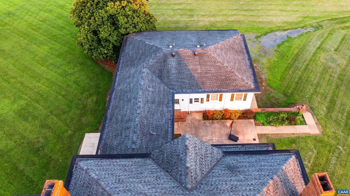 9313 GREENFIELD FARM, SCOTTSVILLE, Virginia 24590, 4 Bedrooms Bedrooms, ,4 BathroomsBathrooms,Residential,For Sale,9313 GREENFIELD FARM,665653 MLS # 665653 9313 GREENFIELD FARM, SCOTTSVILLE, Virginia 24590, 4 Bedrooms Bedrooms, ,4 BathroomsBathrooms,Residential,For Sale,9313 GREENFIELD FARM,665653 MLS # 665653