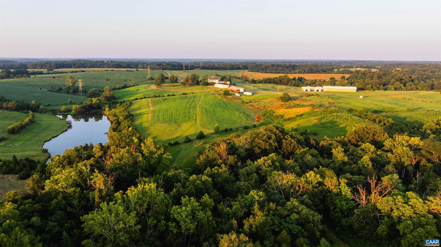 9313 GREENFIELD FARM, SCOTTSVILLE, Virginia 24590, 4 Bedrooms Bedrooms, ,4 BathroomsBathrooms,Residential,For Sale,9313 GREENFIELD FARM,665653 MLS # 665653 9313 GREENFIELD FARM, SCOTTSVILLE, Virginia 24590, 4 Bedrooms Bedrooms, ,4 BathroomsBathrooms,Residential,For Sale,9313 GREENFIELD FARM,665653 MLS # 665653