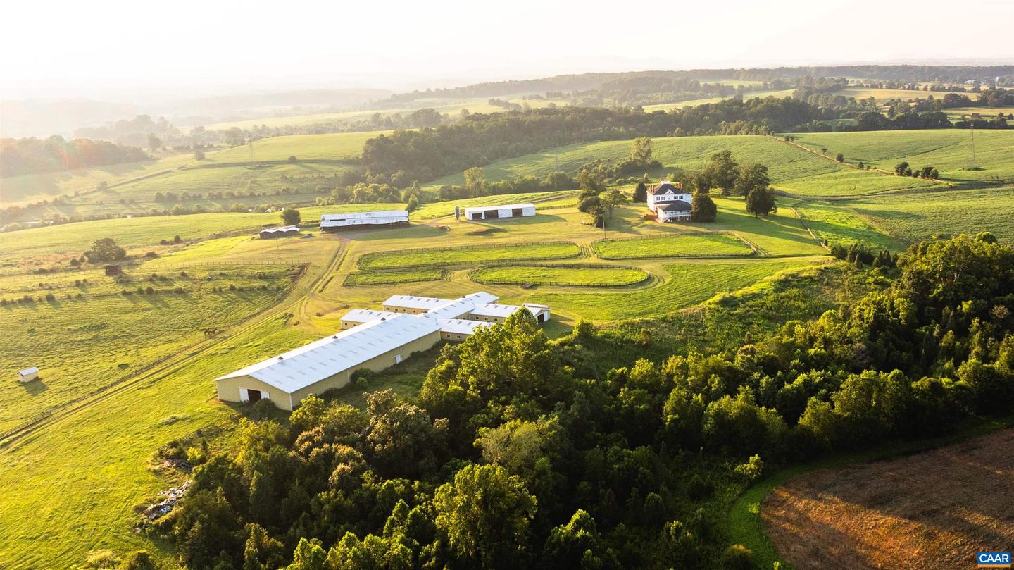 9313 GREENFIELD FARM, SCOTTSVILLE, Virginia 24590, 4 Bedrooms Bedrooms, ,4 BathroomsBathrooms,Residential,For Sale,9313 GREENFIELD FARM,665653 MLS # 665653 9313 GREENFIELD FARM, SCOTTSVILLE, Virginia 24590, 4 Bedrooms Bedrooms, ,4 BathroomsBathrooms,Residential,For Sale,9313 GREENFIELD FARM,665653 MLS # 665653