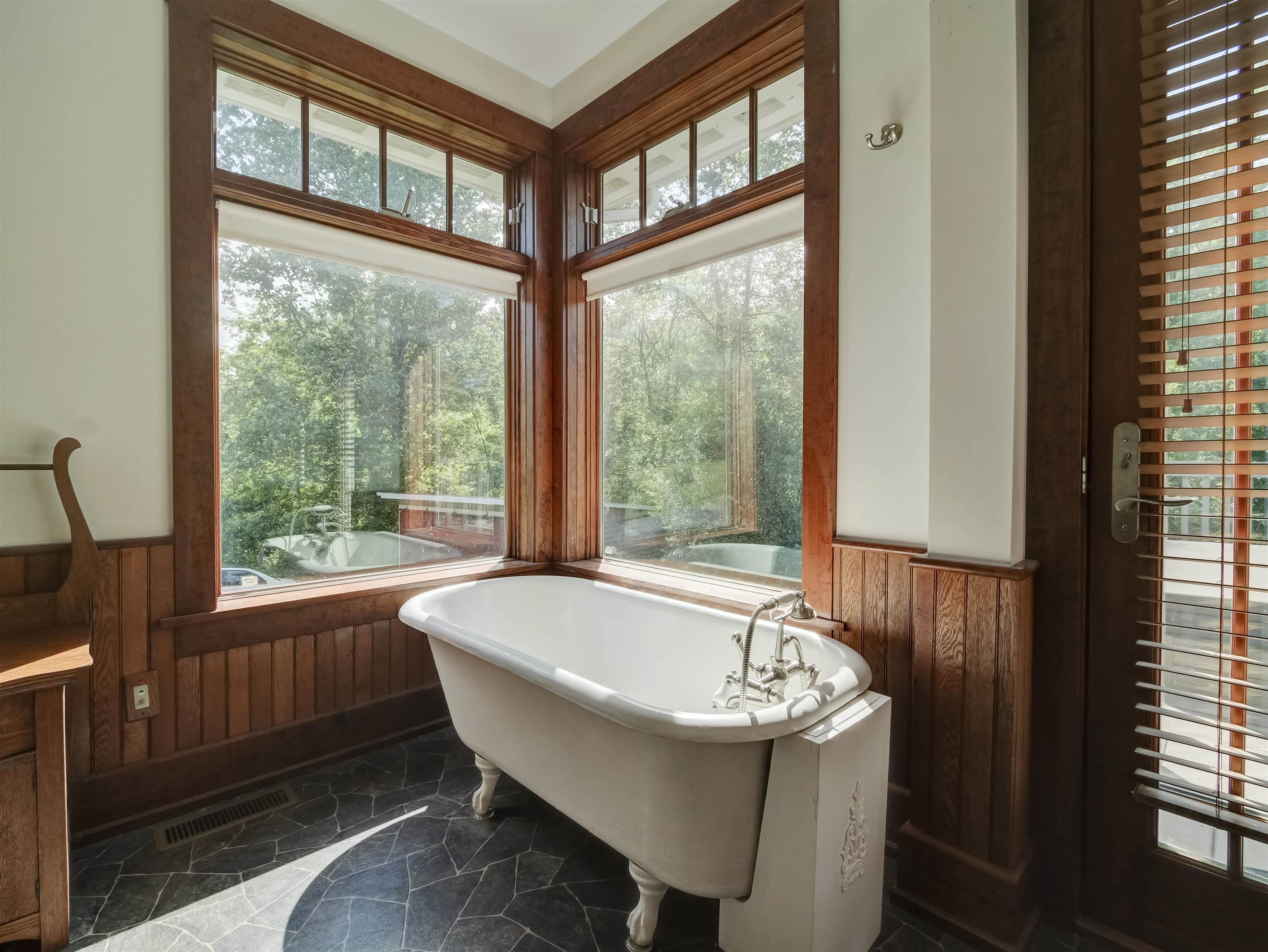 7304 DRY RUN RD, BURNSVILLE, Virginia 24487, 3 Bedrooms Bedrooms, ,2 BathroomsBathrooms,Residential,14,7304 DRY RUN RD,666061 MLS # 666061