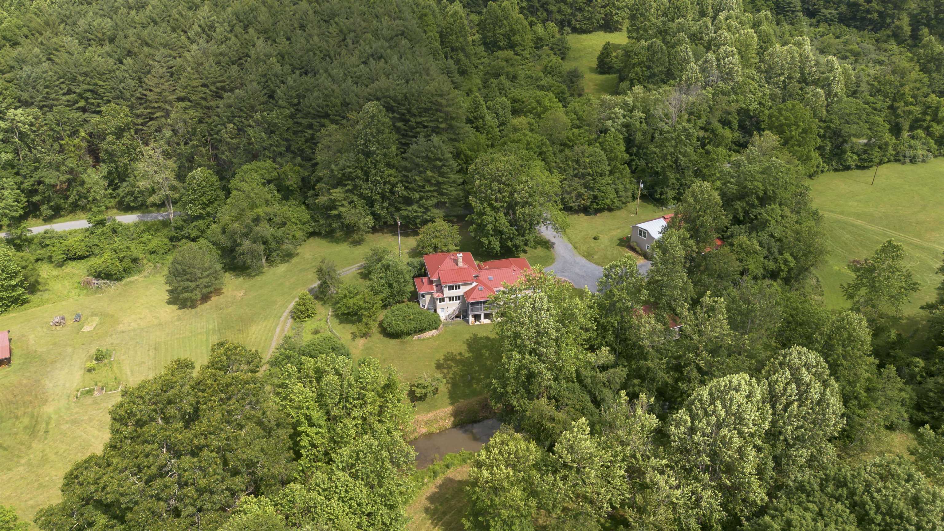 7304 DRY RUN RD, BURNSVILLE, Virginia 24487, 3 Bedrooms Bedrooms, ,2 BathroomsBathrooms,Residential,14,7304 DRY RUN RD,666061 MLS # 666061