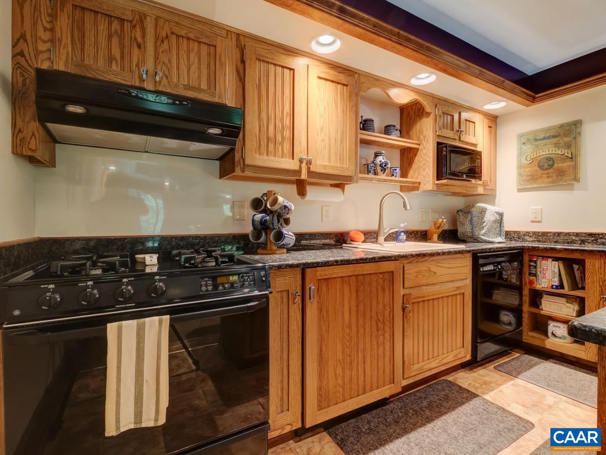 7304A DRY RUN RD, BURNSVILLE, Virginia 24487, 3 Bedrooms Bedrooms, ,2 BathroomsBathrooms,Residential,For Sale,7304A DRY RUN RD,666079 MLS # 666079 7304A DRY RUN RD, BURNSVILLE, Virginia 24487, 3 Bedrooms Bedrooms, ,2 BathroomsBathrooms,Residential,For Sale,7304A DRY RUN RD,666079 MLS # 666079