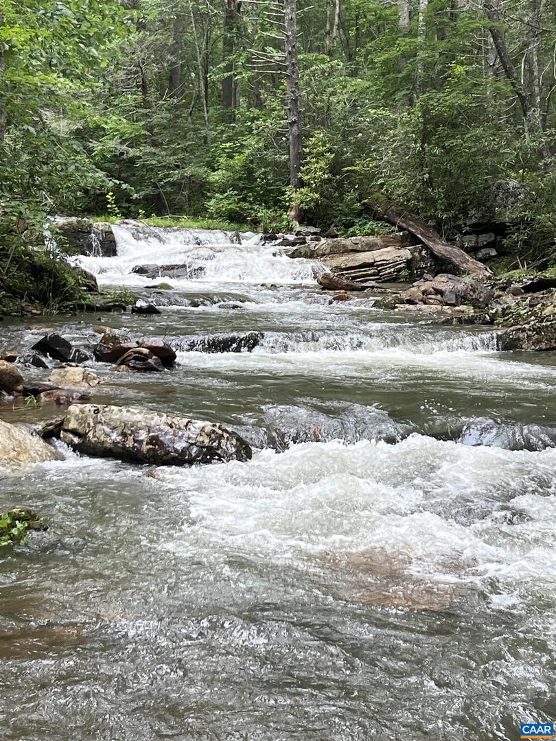 7304A DRY RUN RD, BURNSVILLE, Virginia 24487, 3 Bedrooms Bedrooms, ,2 BathroomsBathrooms,Residential,For Sale,7304A DRY RUN RD,666079 MLS # 666079 7304A DRY RUN RD, BURNSVILLE, Virginia 24487, 3 Bedrooms Bedrooms, ,2 BathroomsBathrooms,Residential,For Sale,7304A DRY RUN RD,666079 MLS # 666079