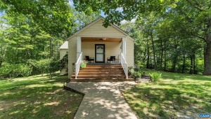 1376 WYATT MOUNTAIN RD DYKE Virginia 22935