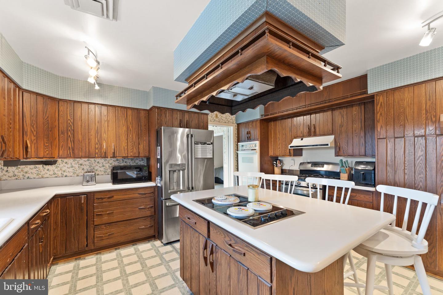 7511 &amp; 7519 ELMORES LN, WARRENTON, Virginia 20187, 9 Bedrooms Bedrooms, ,7 BathroomsBathrooms,Residential,For Sale,7511 &amp; 7519 ELMORES LN,VAFQ2017044 MLS # VAFQ2017044