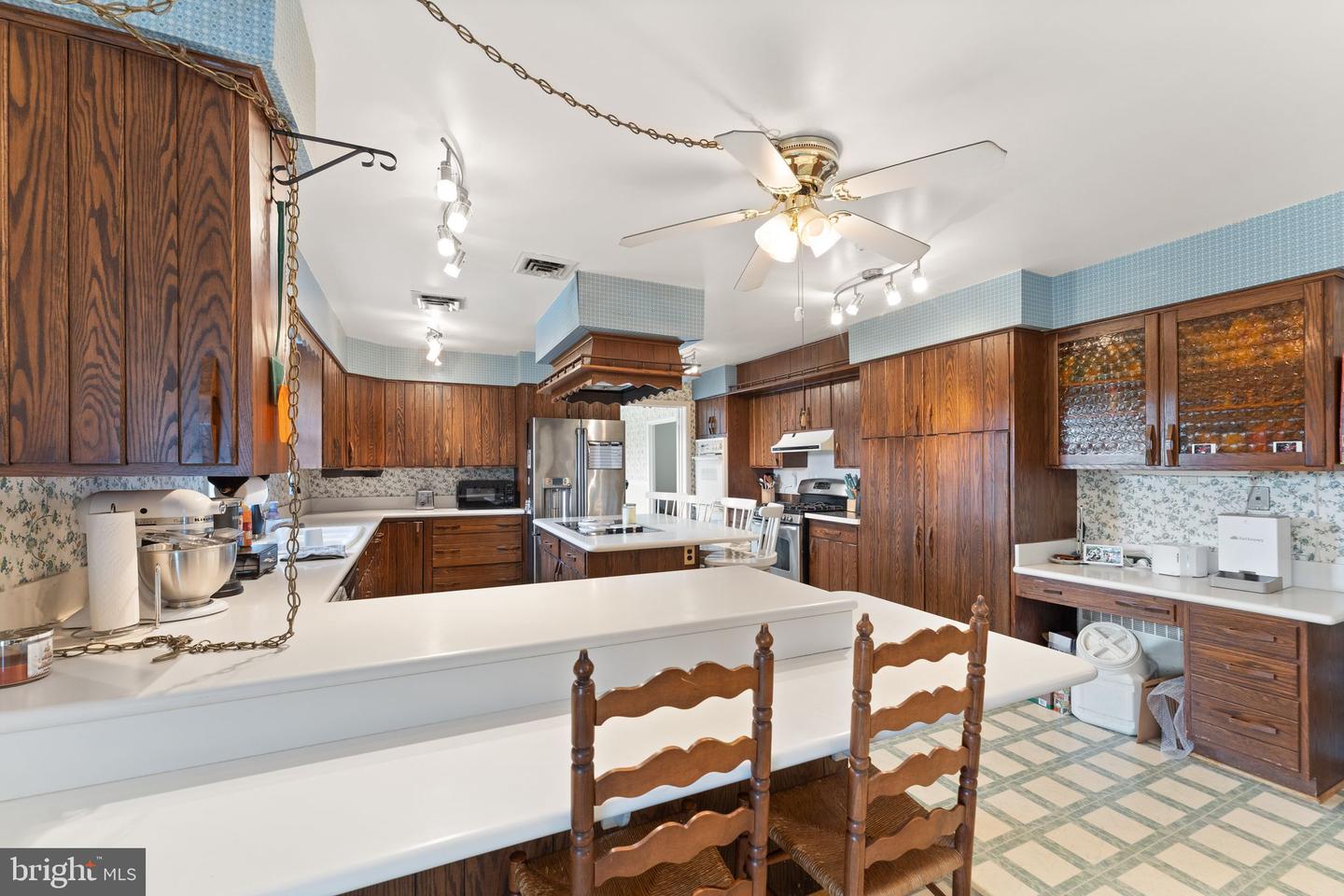 7511 &amp; 7519 ELMORES LN, WARRENTON, Virginia 20187, 9 Bedrooms Bedrooms, ,7 BathroomsBathrooms,Residential,For Sale,7511 &amp; 7519 ELMORES LN,VAFQ2017044 MLS # VAFQ2017044