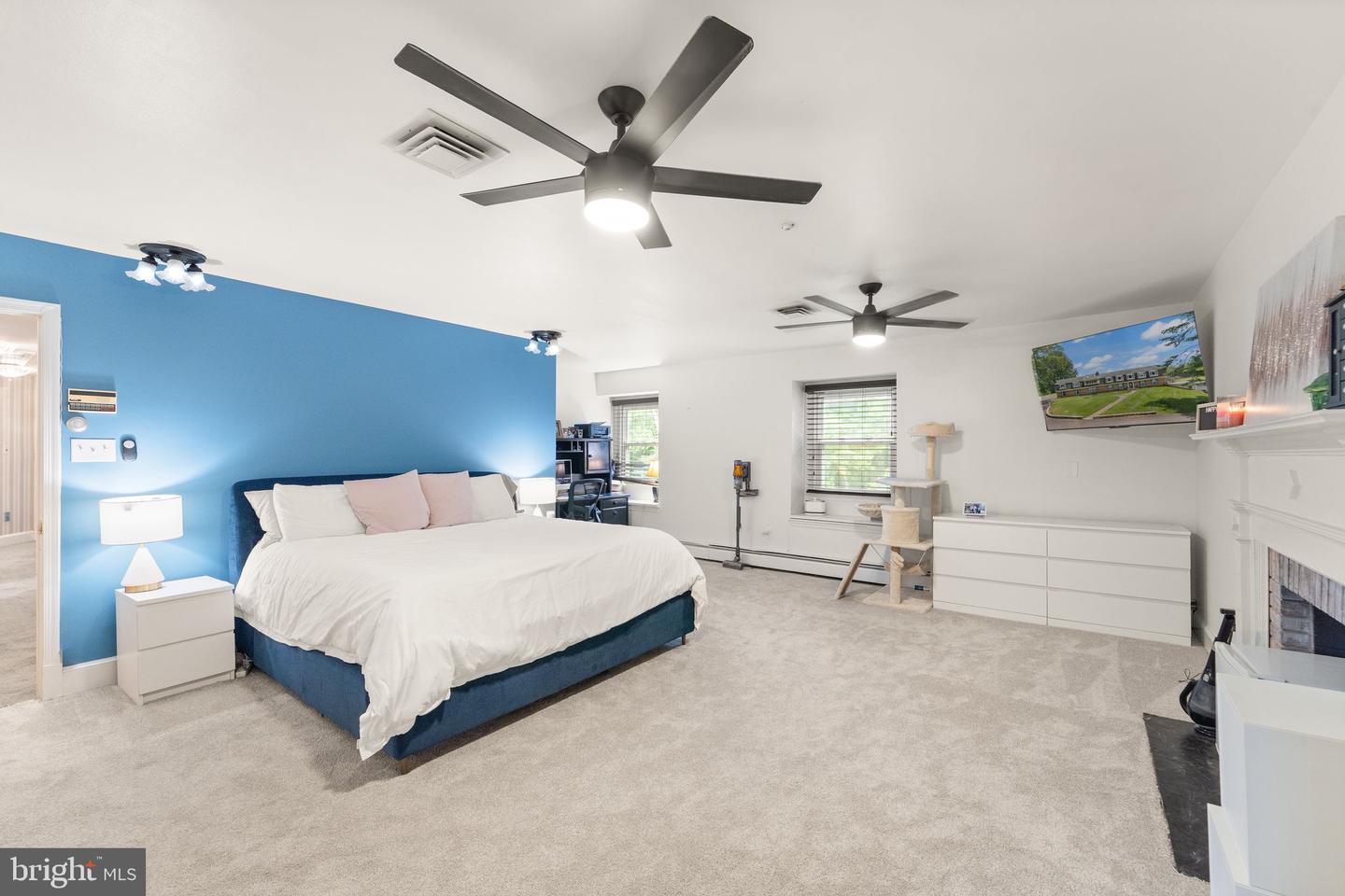 7511 &amp; 7519 ELMORES LN, WARRENTON, Virginia 20187, 9 Bedrooms Bedrooms, ,7 BathroomsBathrooms,Residential,For Sale,7511 &amp; 7519 ELMORES LN,VAFQ2017044 MLS # VAFQ2017044