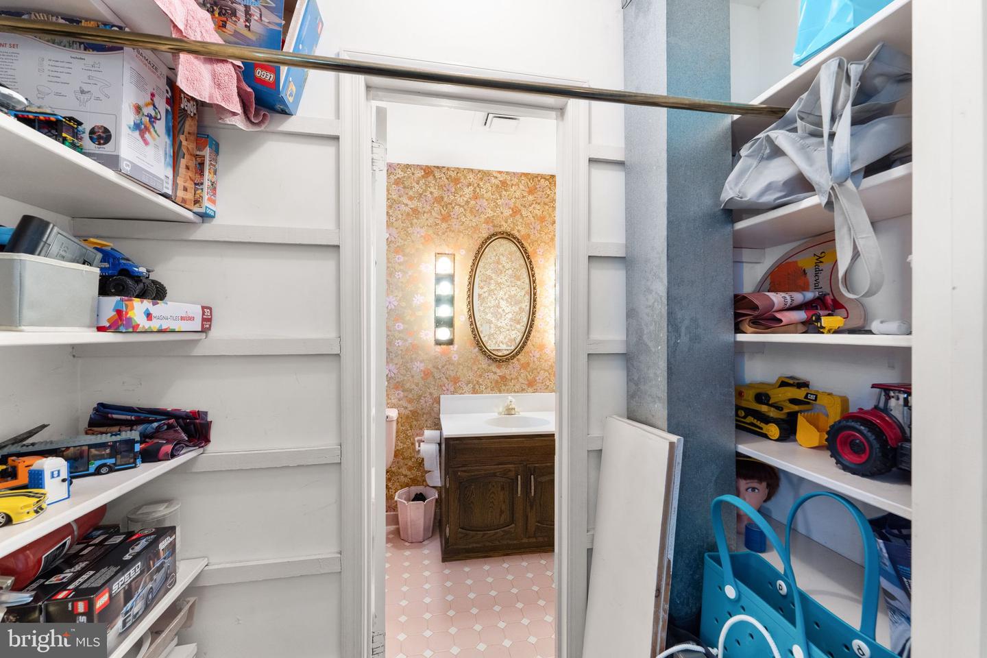 7511 &amp; 7519 ELMORES LN, WARRENTON, Virginia 20187, 9 Bedrooms Bedrooms, ,7 BathroomsBathrooms,Residential,For Sale,7511 &amp; 7519 ELMORES LN,VAFQ2017044 MLS # VAFQ2017044