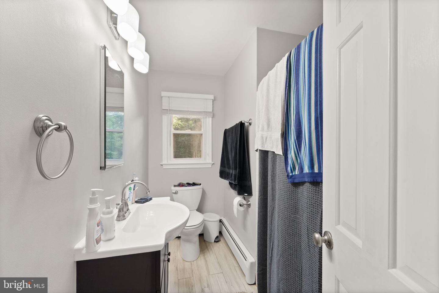 7511 &amp; 7519 ELMORES LN, WARRENTON, Virginia 20187, 9 Bedrooms Bedrooms, ,7 BathroomsBathrooms,Residential,For Sale,7511 &amp; 7519 ELMORES LN,VAFQ2017044 MLS # VAFQ2017044