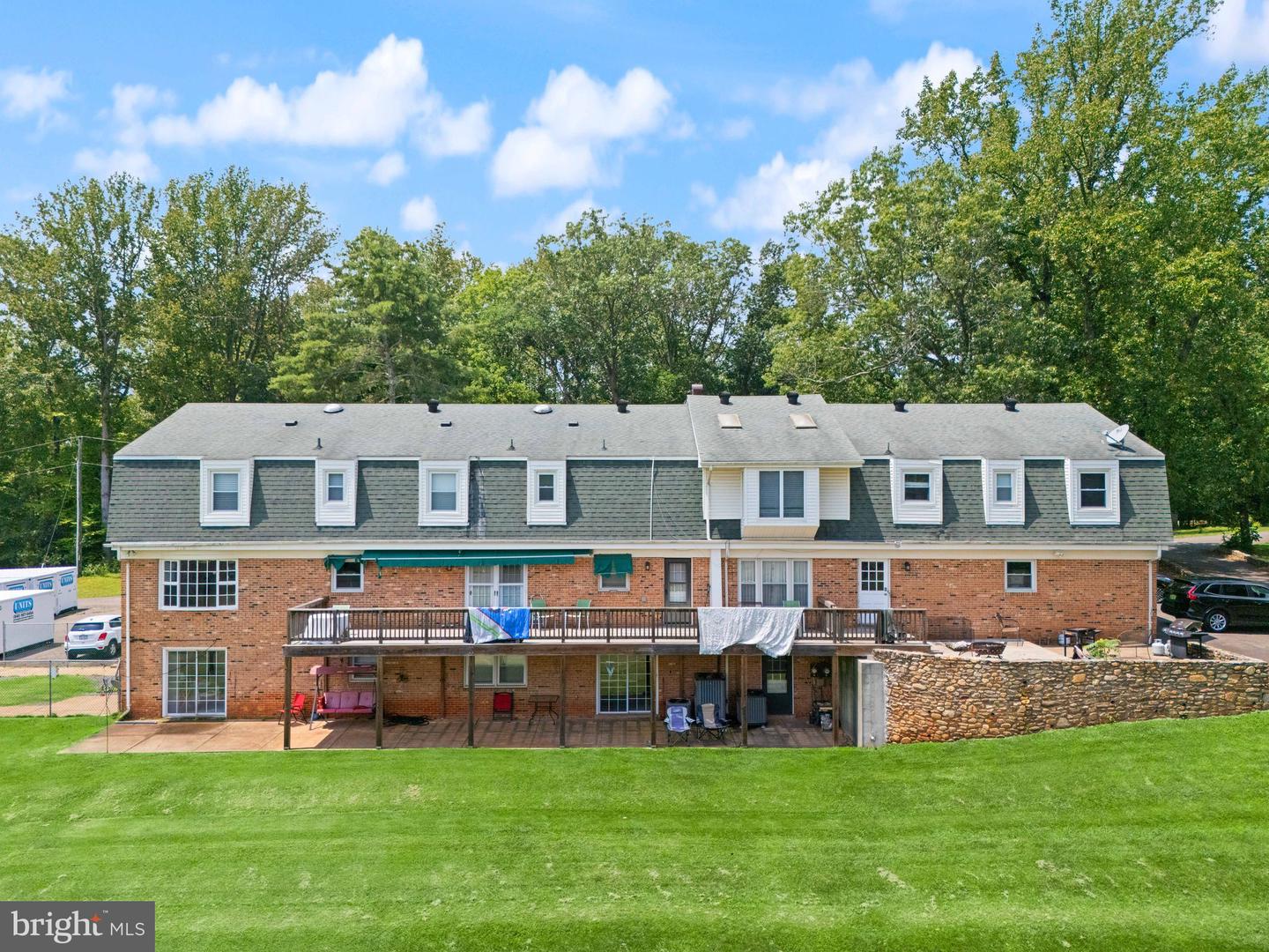 7511 &amp; 7519 ELMORES LN, WARRENTON, Virginia 20187, 9 Bedrooms Bedrooms, ,7 BathroomsBathrooms,Residential,For Sale,7511 &amp; 7519 ELMORES LN,VAFQ2017044 MLS # VAFQ2017044