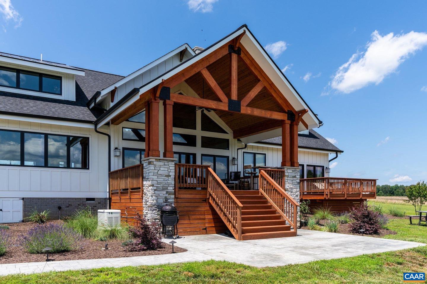 1 CROSS COUNTY RD, MINERAL, Virginia 23117, 6 Bedrooms Bedrooms, ,3 BathroomsBathrooms,Residential,For Sale,1 CROSS COUNTY RD,666254 MLS # 666254