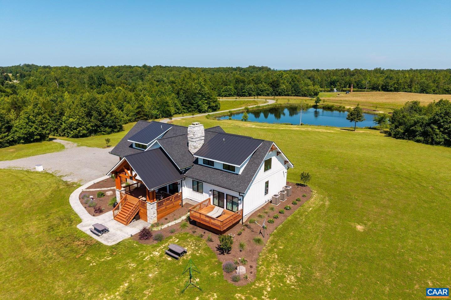 1 CROSS COUNTY RD, MINERAL, Virginia 23117, 6 Bedrooms Bedrooms, ,3 BathroomsBathrooms,Residential,For Sale,1 CROSS COUNTY RD,666254 MLS # 666254