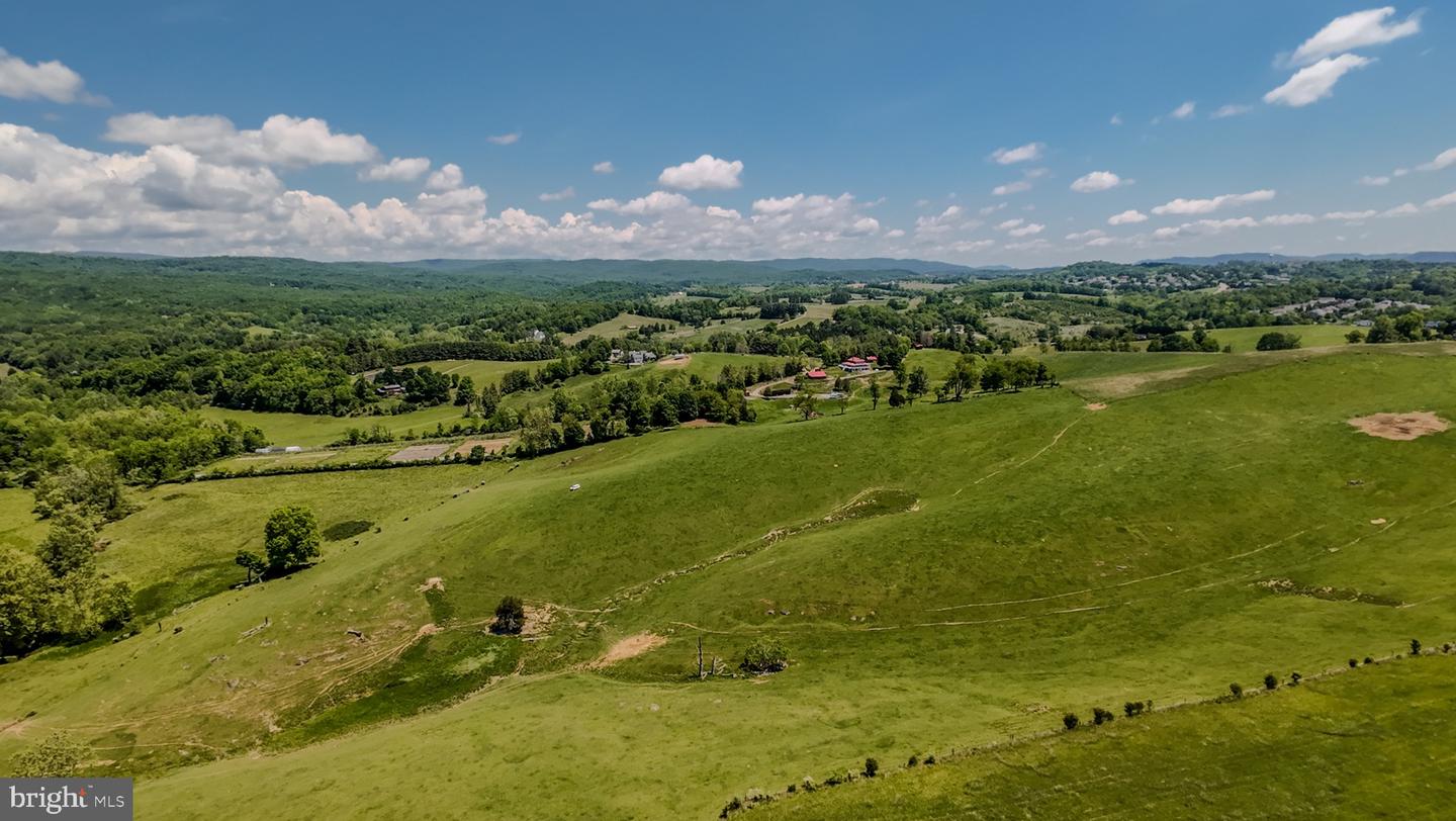 1801 TOMS CREEK RD, BLACKSBURG, Virginia 24060, ,Farm,For Sale,1801 TOMS CREEK RD,VAMV2000046 MLS # VAMV2000046 1801 TOMS CREEK RD, BLACKSBURG, Virginia 24060, ,Farm,For Sale,1801 TOMS CREEK RD,VAMV2000046 MLS # VAMV2000046