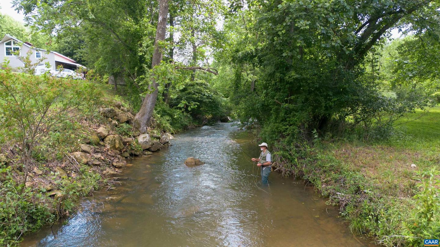 7304 DRY RUN RD, BURNSVILLE, Virginia 24487, ,Farm,For Sale,7304 DRY RUN RD,666410 MLS # 666410