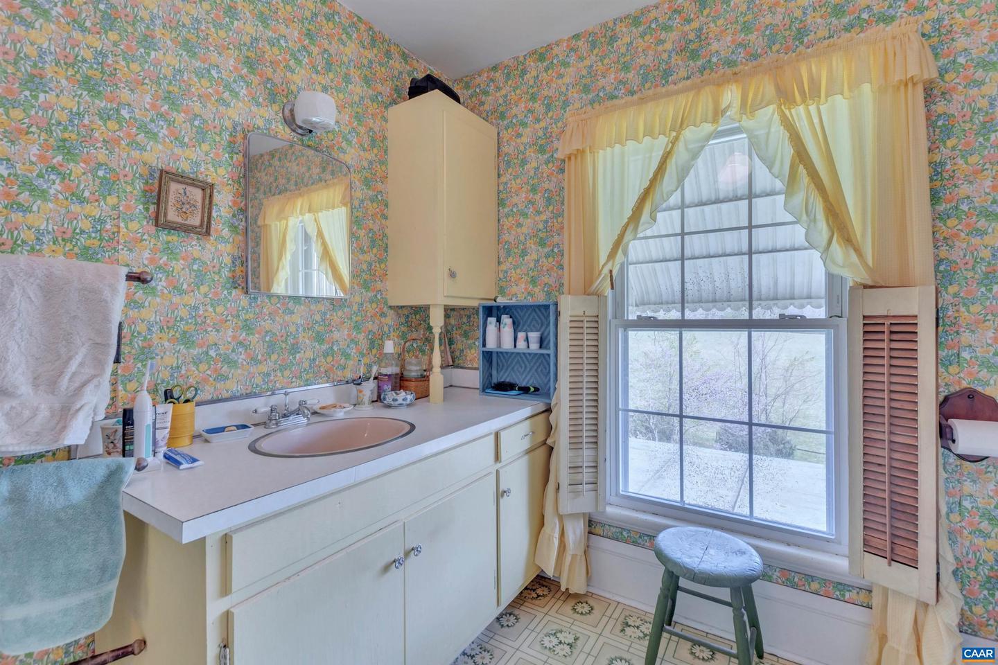 6088 BLUE RUN RD, SOMERSET, Virginia 22972, 4 Bedrooms Bedrooms, ,1 BathroomBathrooms,Residential,For Sale,6088 BLUE RUN RD,666482 MLS # 666482