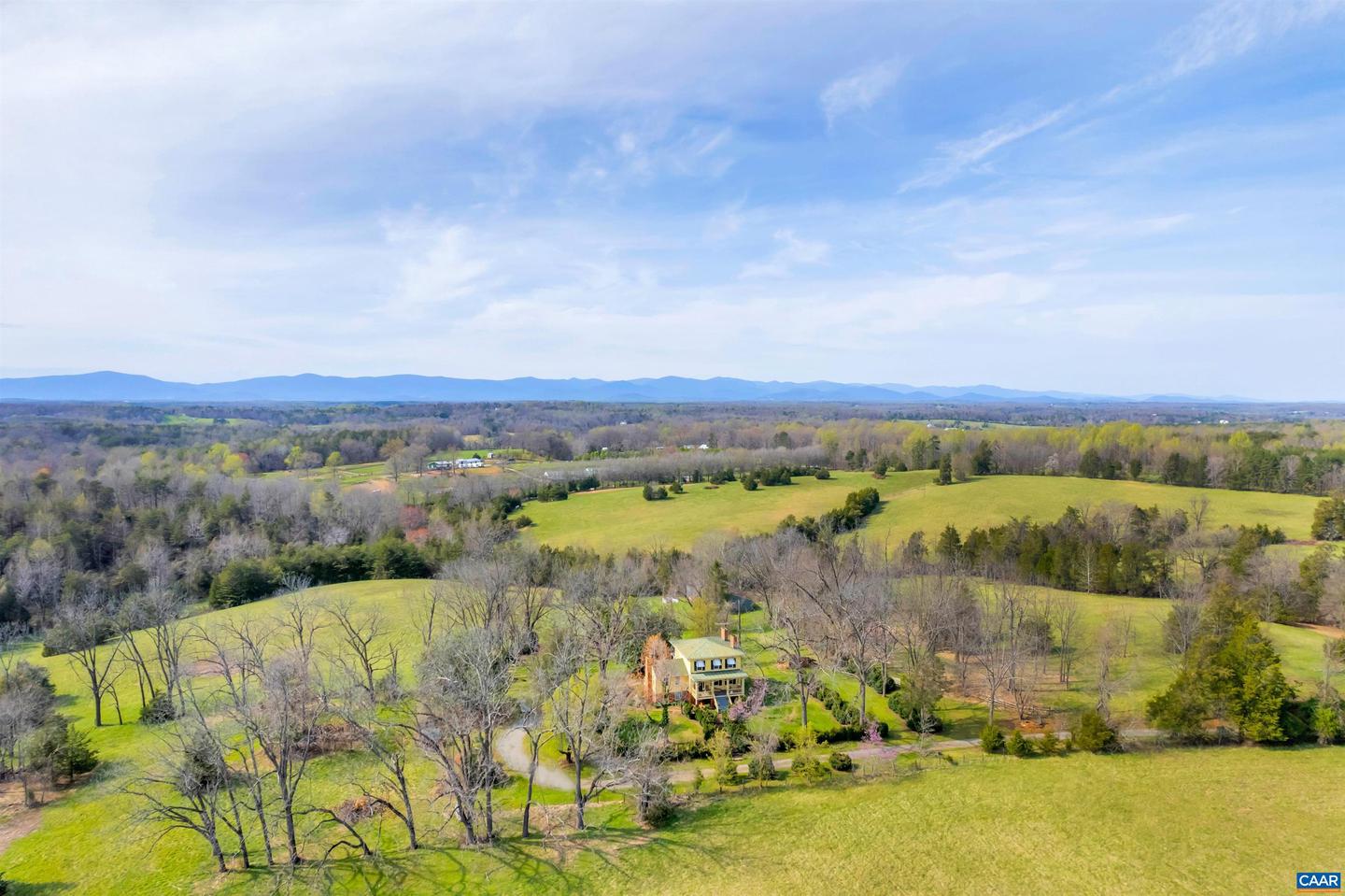 6088 BLUE RUN RD, SOMERSET, Virginia 22972, 4 Bedrooms Bedrooms, ,1 BathroomBathrooms,Residential,For Sale,6088 BLUE RUN RD,666482 MLS # 666482