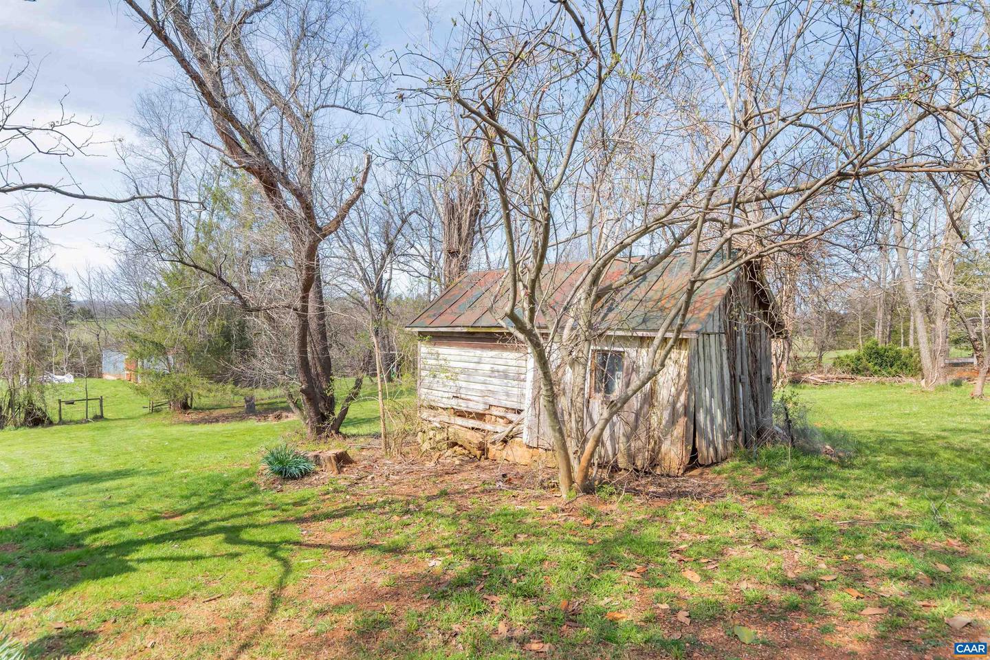 6088 BLUE RUN RD, SOMERSET, Virginia 22972, 4 Bedrooms Bedrooms, ,1 BathroomBathrooms,Residential,For Sale,6088 BLUE RUN RD,666482 MLS # 666482